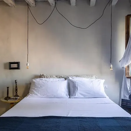 Charming Hideaway In Old Town 公寓